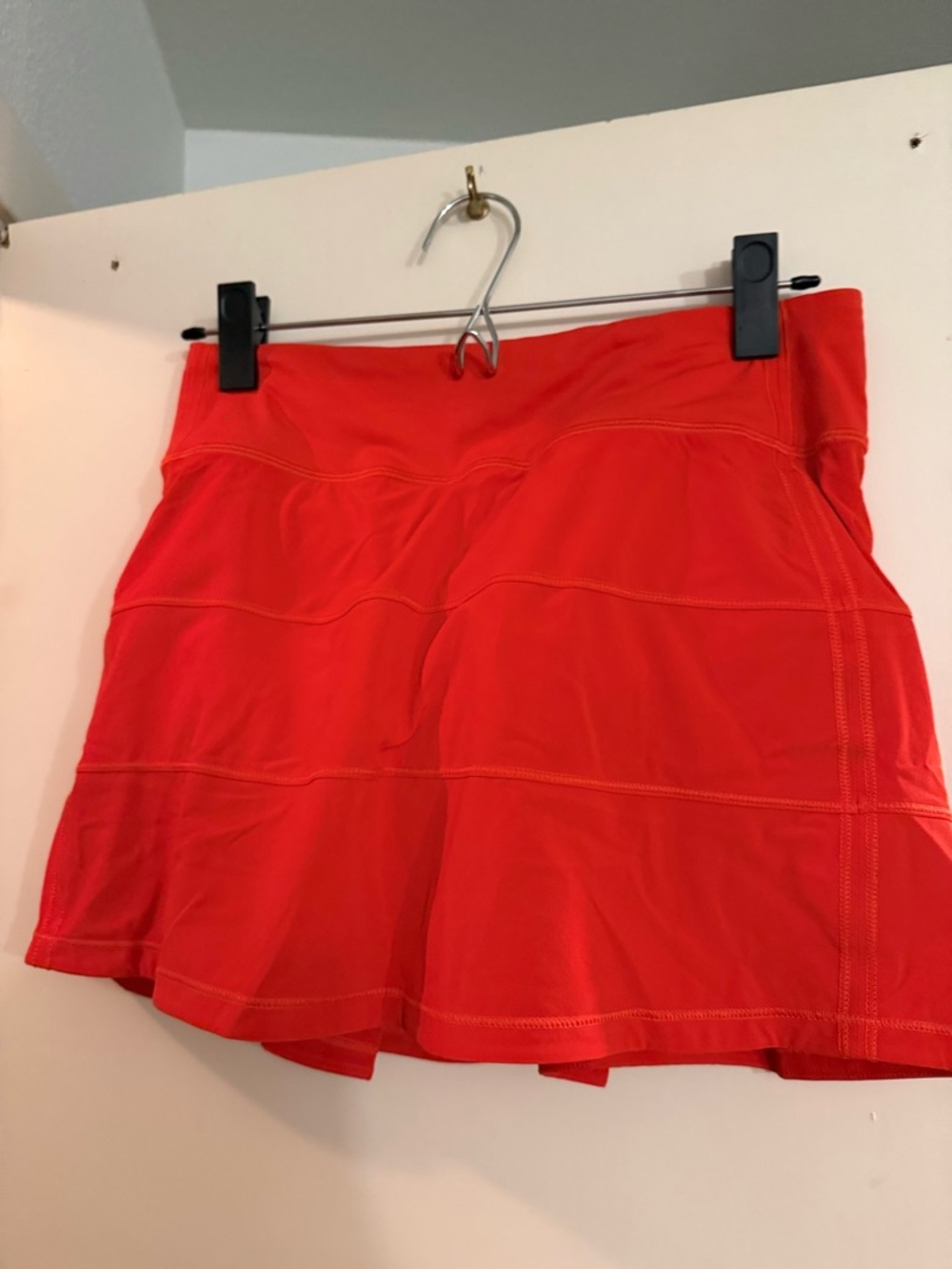 Lululemon red pace rival skirt size 4